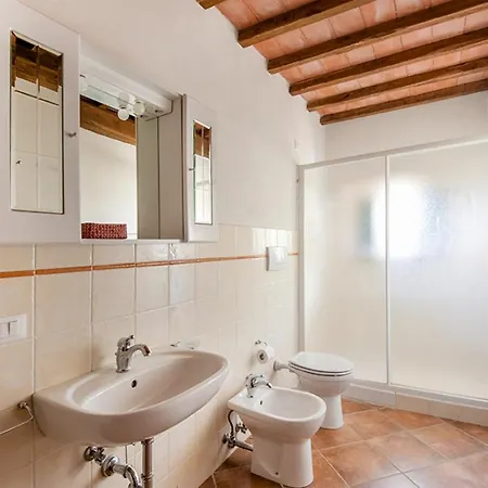Fattoria Javello - La Casaccia Apartment